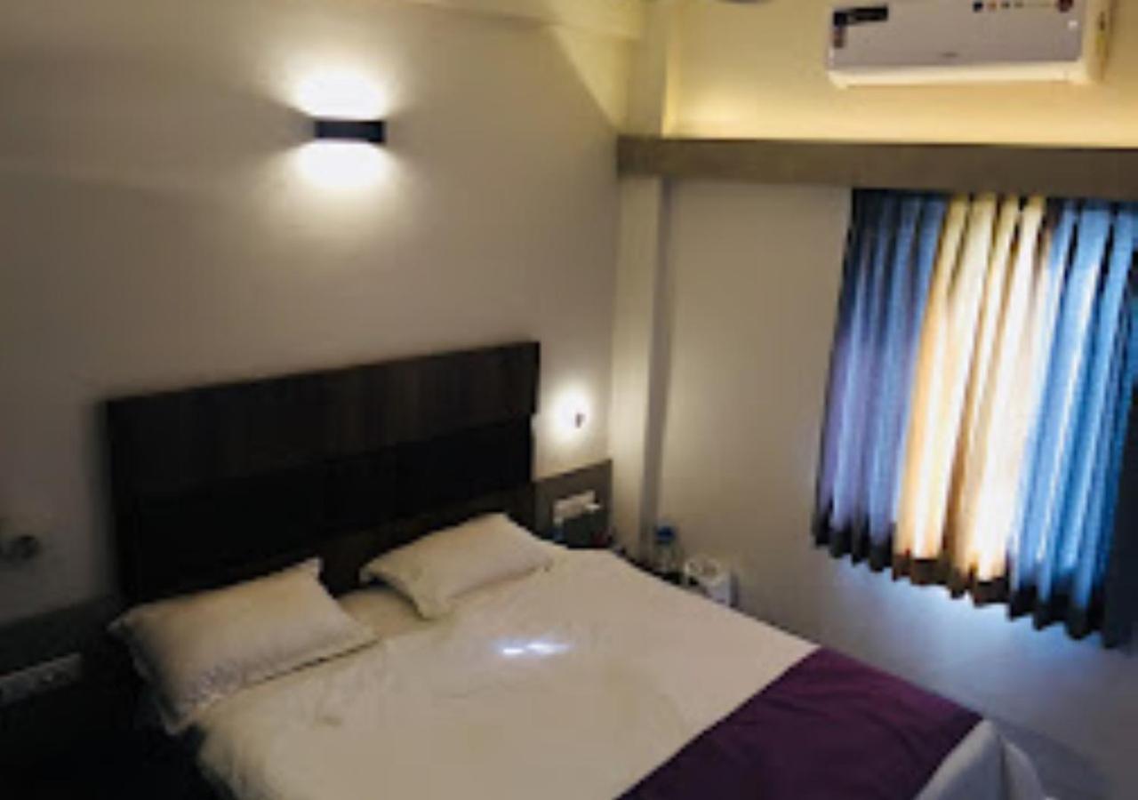Lotus Lodge Kalmath Kankavali Exterior foto